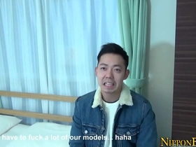 Gay sex with a Japanese teen who likes to masturbate.