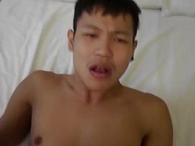 I am an Asian amateur and I have a big cock, I fuck my twink friend bareback.